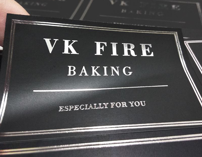 山東銅版紙黑底燙銀不干膠